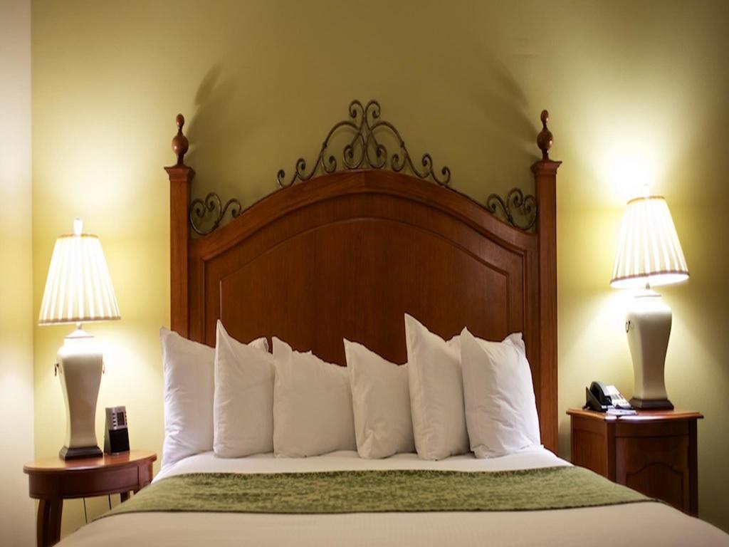 Club Wyndham La Belle Maison Новый Орлеан Номер фото